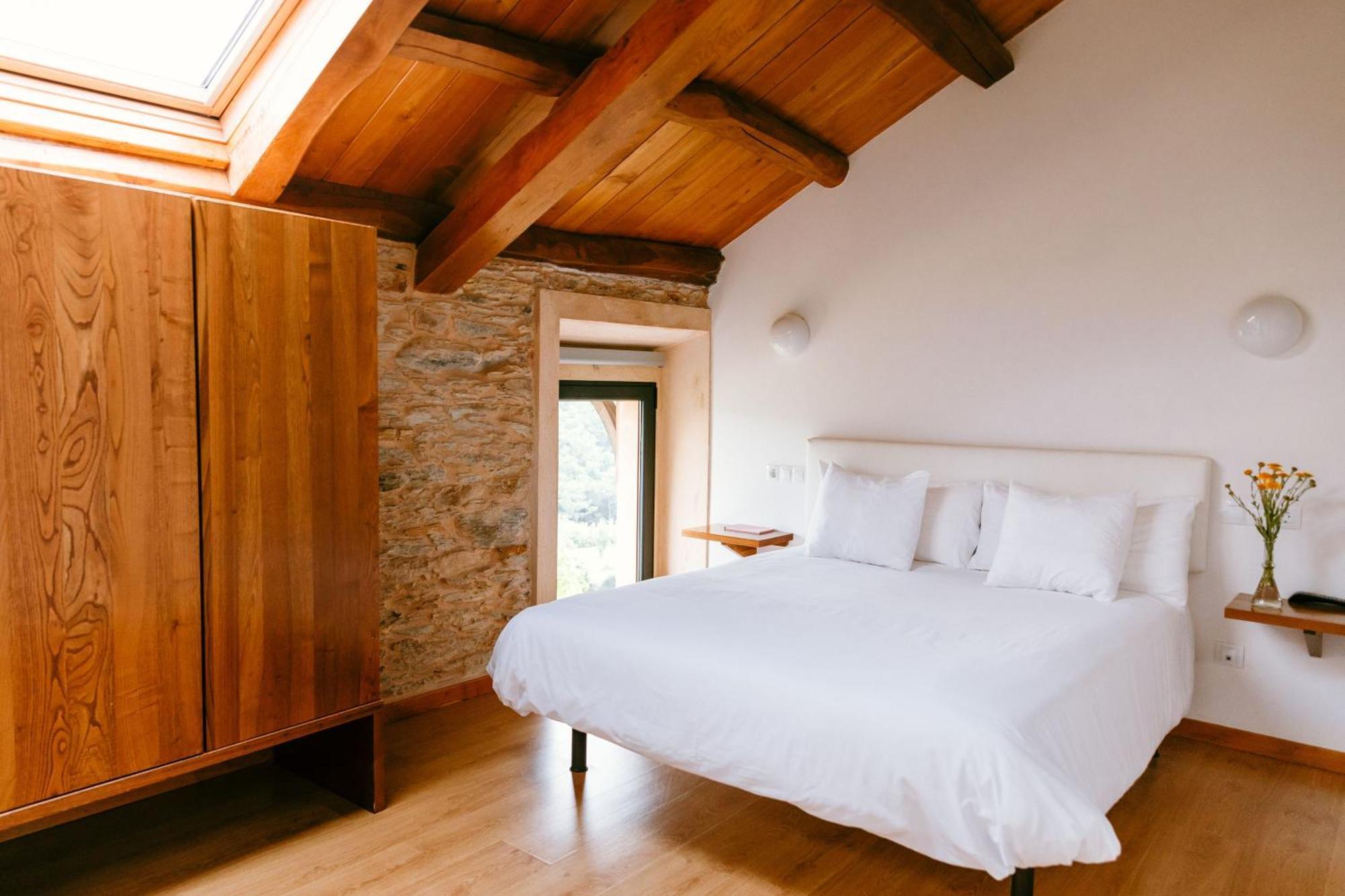 Hotel El Castano Dormilon Santa Marta de Ortigueira Exteriör bild